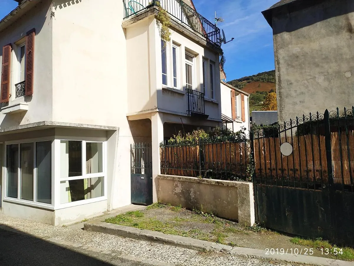 Pensión Pas A Pas Chambre D'Hotes Sarrancolin